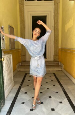 Vestido de fiesta corto celeste Tamara