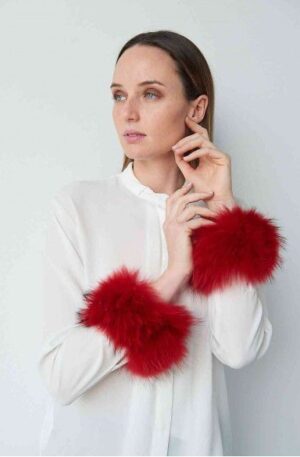 Puños de pelo natural rojos