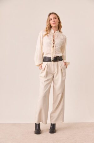 Camisa de lazos con filigrana bordada