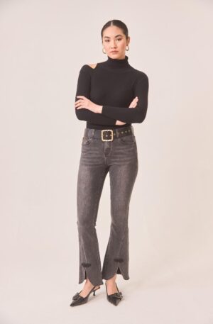 Pantalón vaquero gris con abertura