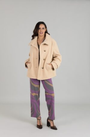 Abrigo corto crudo talla XL